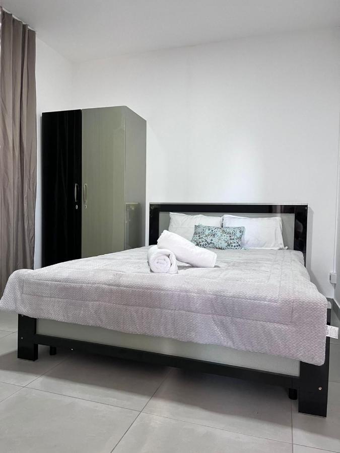Seasons Break Apartment Pereybere Pereybere Beach Екстер'єр фото