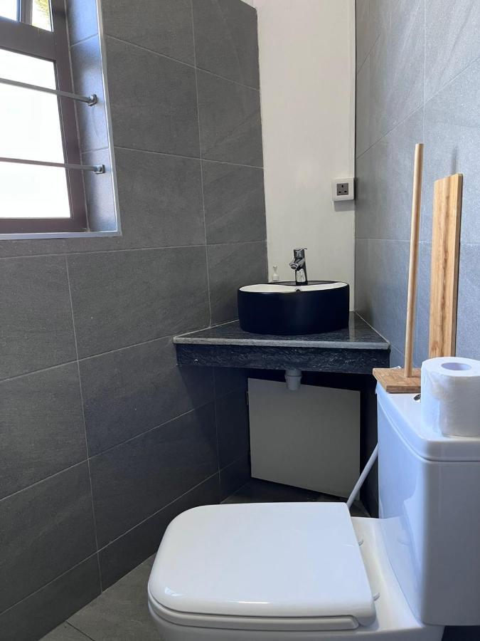 Seasons Break Apartment Pereybere Pereybere Beach Екстер'єр фото